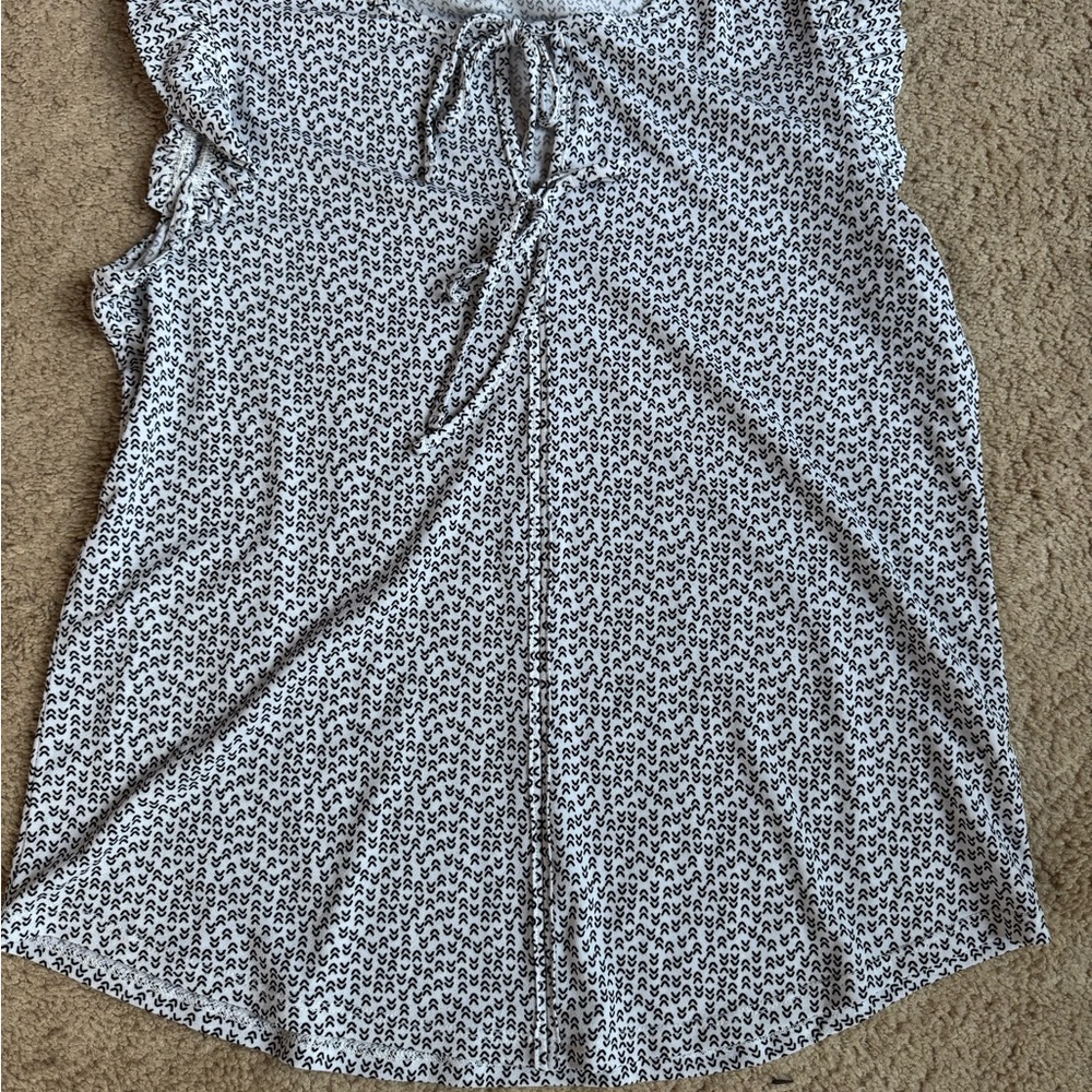 Adrianna Papell Black and White Blouse